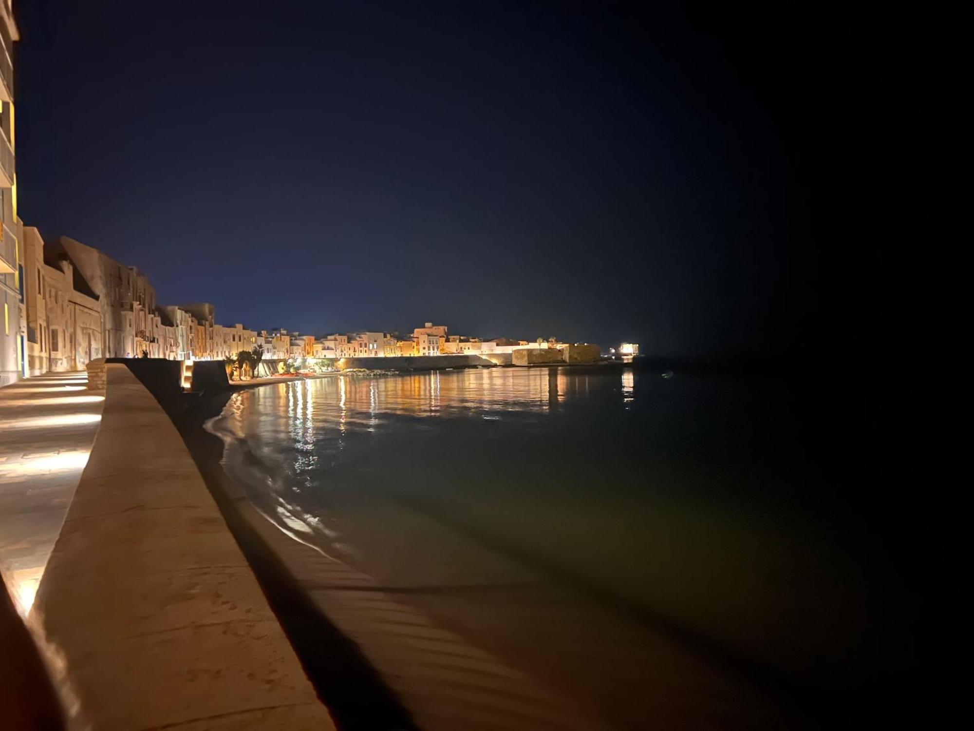 Attico Vista Mare Trapani Apartment Екстериор снимка